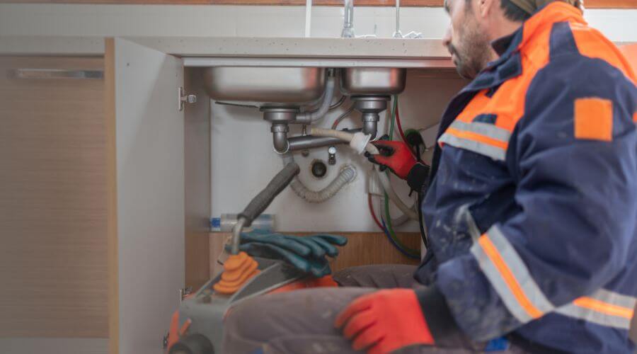 Expert burst pipe repair services in Vincent, IA